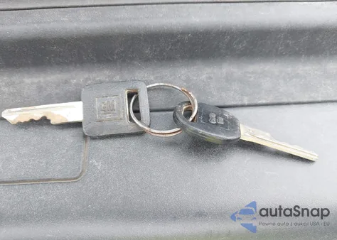 1990 GMC Sierra C1500 from USA, damaged, VIN 2GTEC19KOL1507531